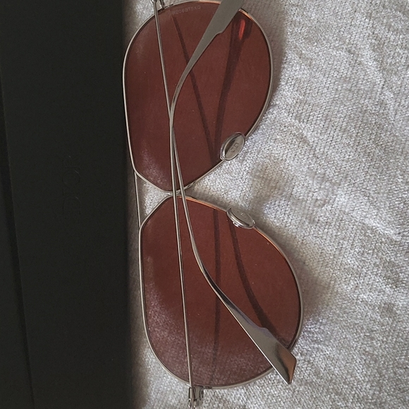 Christian Dior Sunglasses - Picture 3 of 7